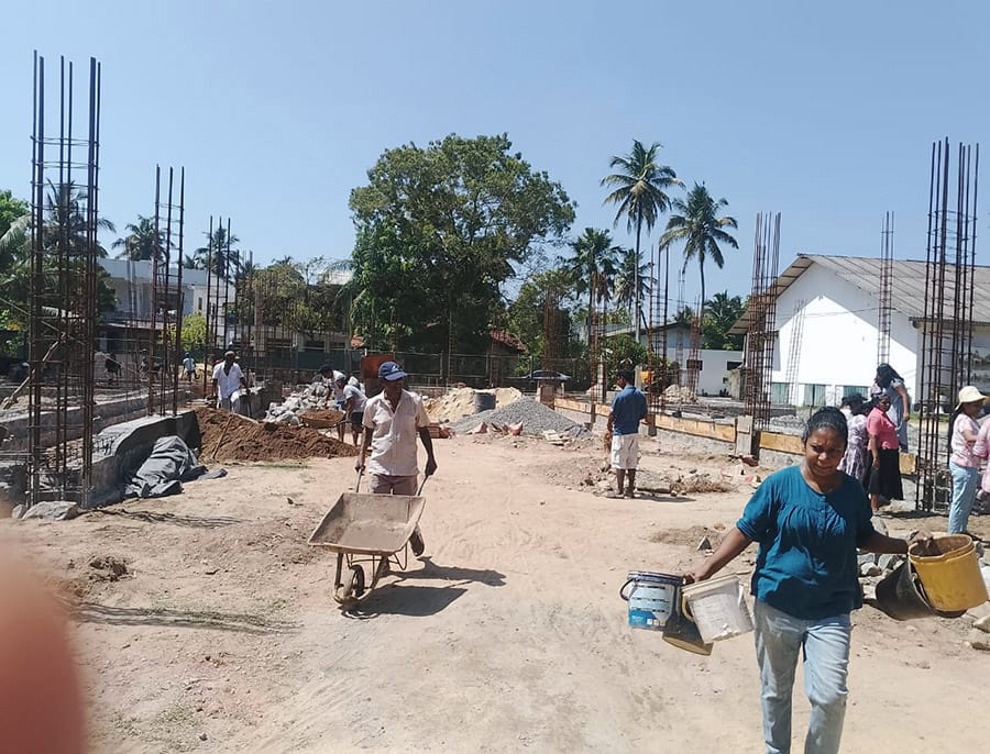 Een nieuwe kerk voor de gemeenschap van Vishakawatta in Sri Lanka