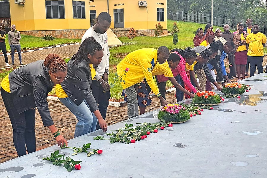 Visite du m&eacute;morial du g&eacute;nocide &agrave; Kigali Missio