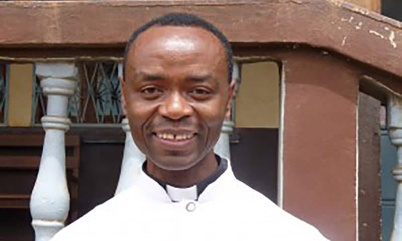 Emmanuel Dassi Youfang, &eacute;v&ecirc;que de Bafia