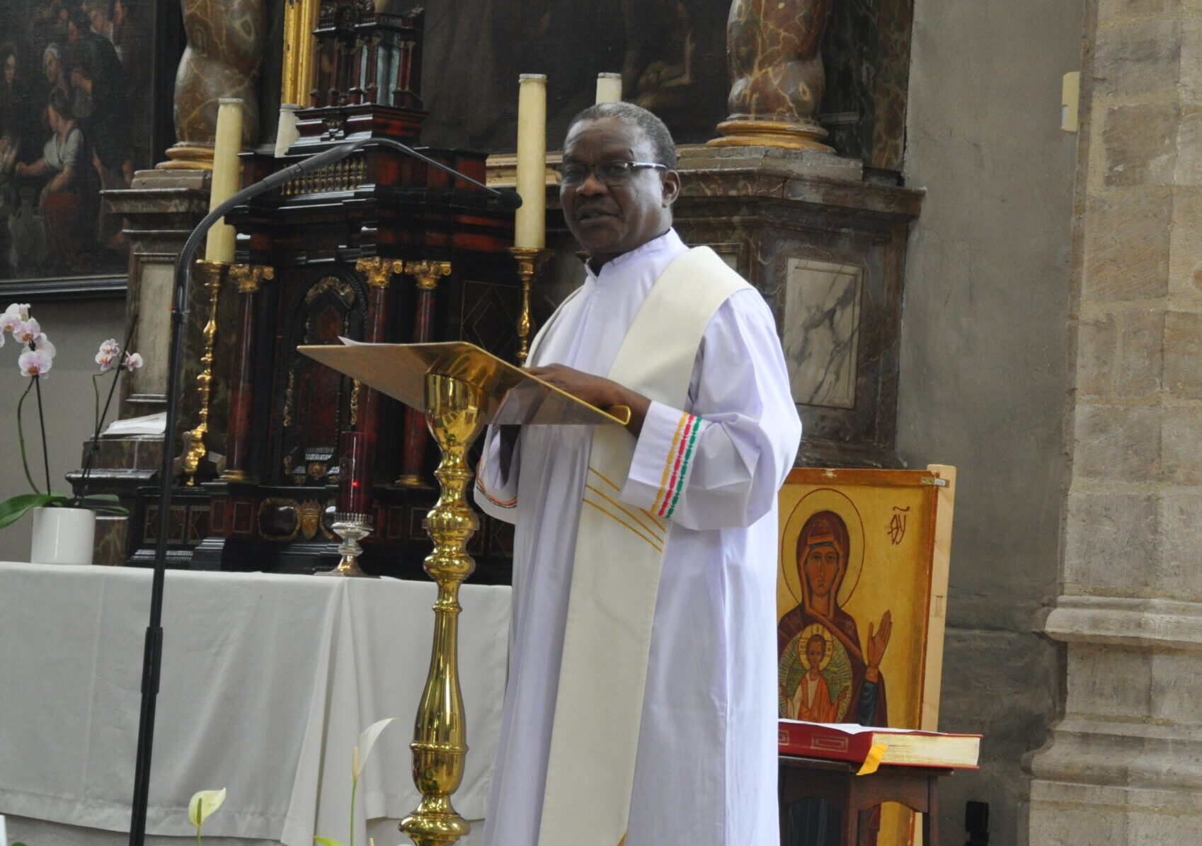 Santo Gaba t&eacute;moigne sur l'Eglise du Soudan du Sud &agrave; la Communaut&eacute; Saint Quentin de Louvain