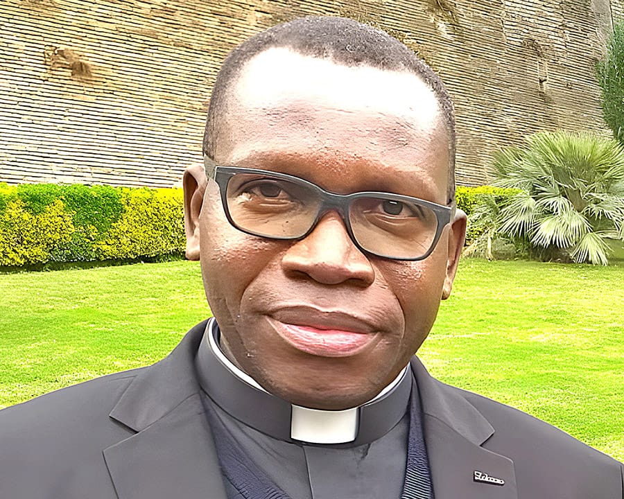 rector Interdiocesaan Grootseminarie Sint-Paulus in Munuki-Juba Baptist Karim Bazawi